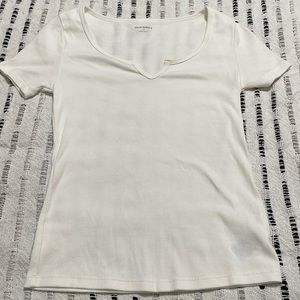 Old navy White ribbed t-shirt
